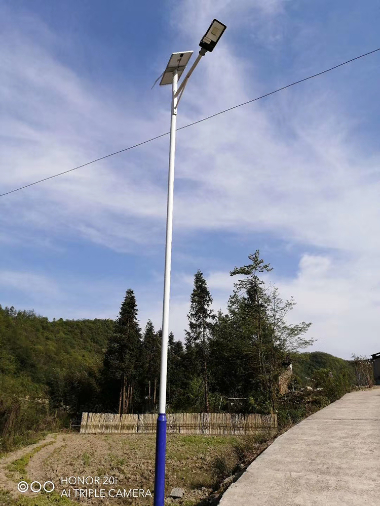 太陽能路燈_新農(nóng)村建設(shè)太陽能路燈_南德太陽能路燈